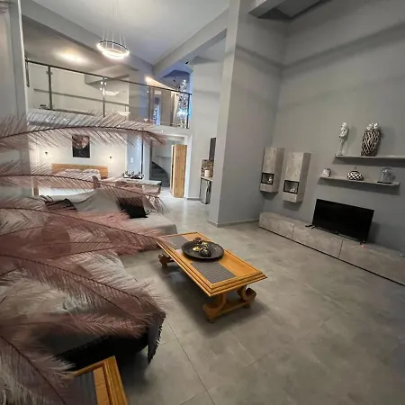 Thisio Luxury Apartment, 10 Mins Walk To Acropolis * Athens