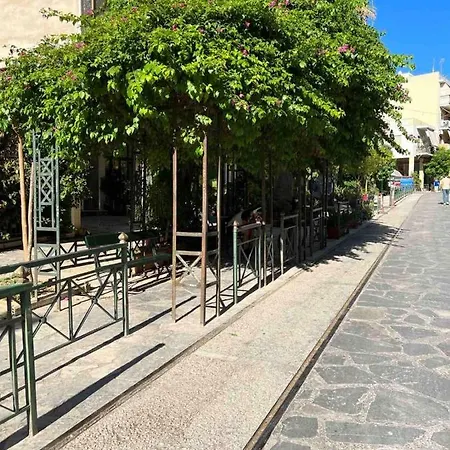 Apartment Thisio Luxury Apartment, 10 Mins Walk To Acropolis
