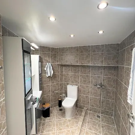 Thisio Luxury Apartment, 10 Mins Walk To Acropolis