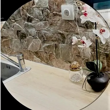 Thisio Luxury Apartment, 10 Mins Walk To Acropolis