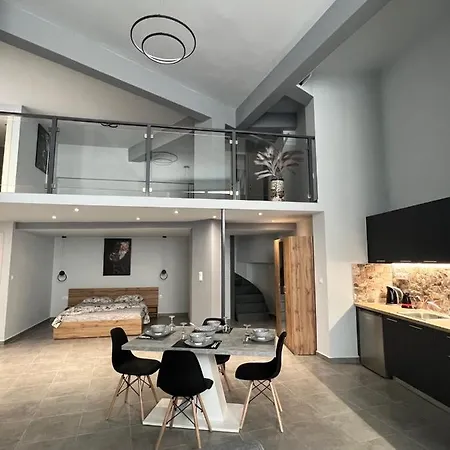 Thisio Luxury Apartment, 10 Mins Walk To Acropolis *